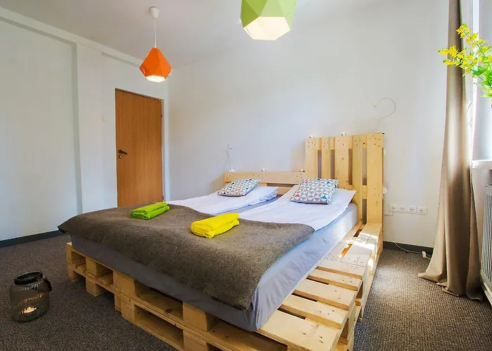 招待所 Kwatera Glowna