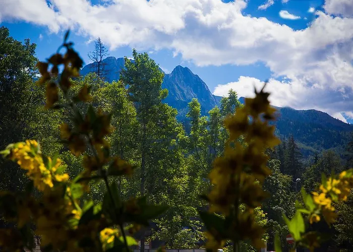 Kwatera Glowna بيت ضيافة *